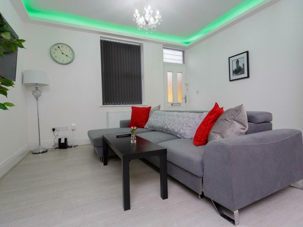 Ivy House Villa Leeds  Bagian luar foto